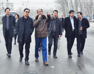 四川省環(huán)?？疾靾F(tuán)到總公司商混生產(chǎn)基地參觀考察